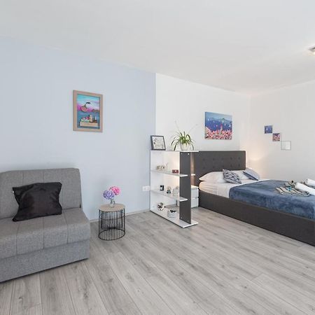 Apartment Joyful Place Дубровник Екстер'єр фото
